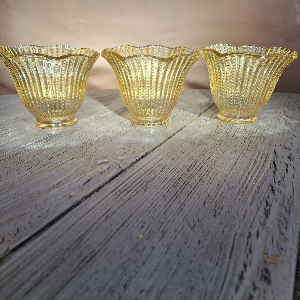 Vintage Amber/Golden Fluted Lampshade Votive Carnival/Iridescent Glass Hobnail 3 - Picture 2 of 8